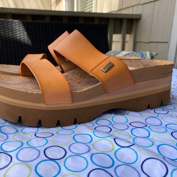 Women's Reef Cushion Vista Higher Sandals - Picture 2 of 5
